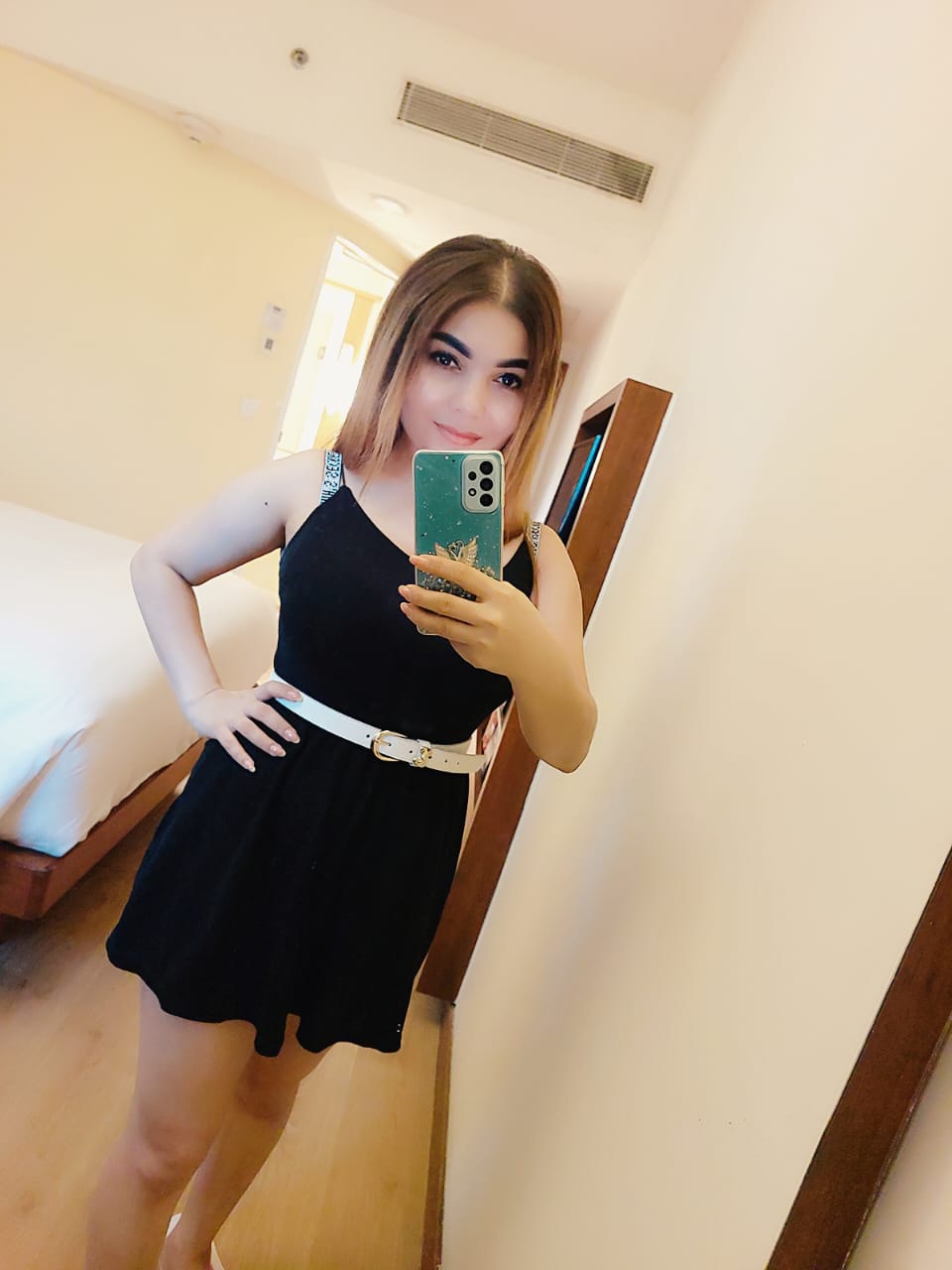 VIP girls in Noida